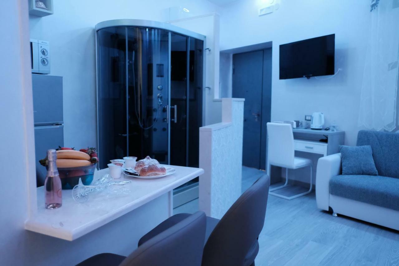Luxury Holidays Неаполь Экстерьер фото
